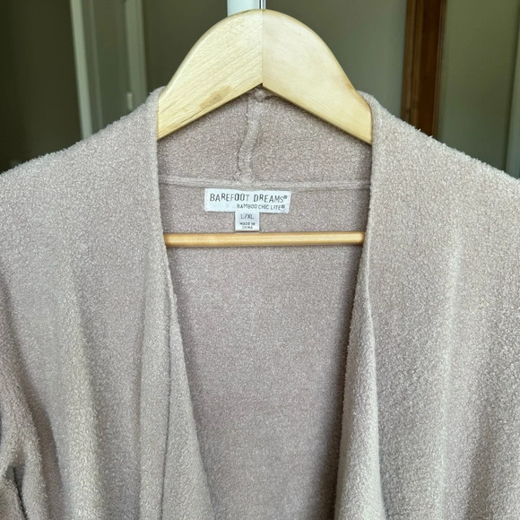 Barefoot Dreams CozyChic Lite Shawl - Picture 7 of 9